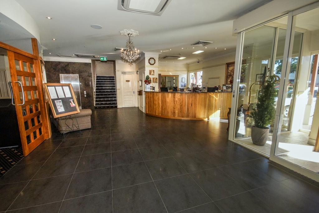 Redearth Boutique Hotel Mount Isa Exteriér fotografie